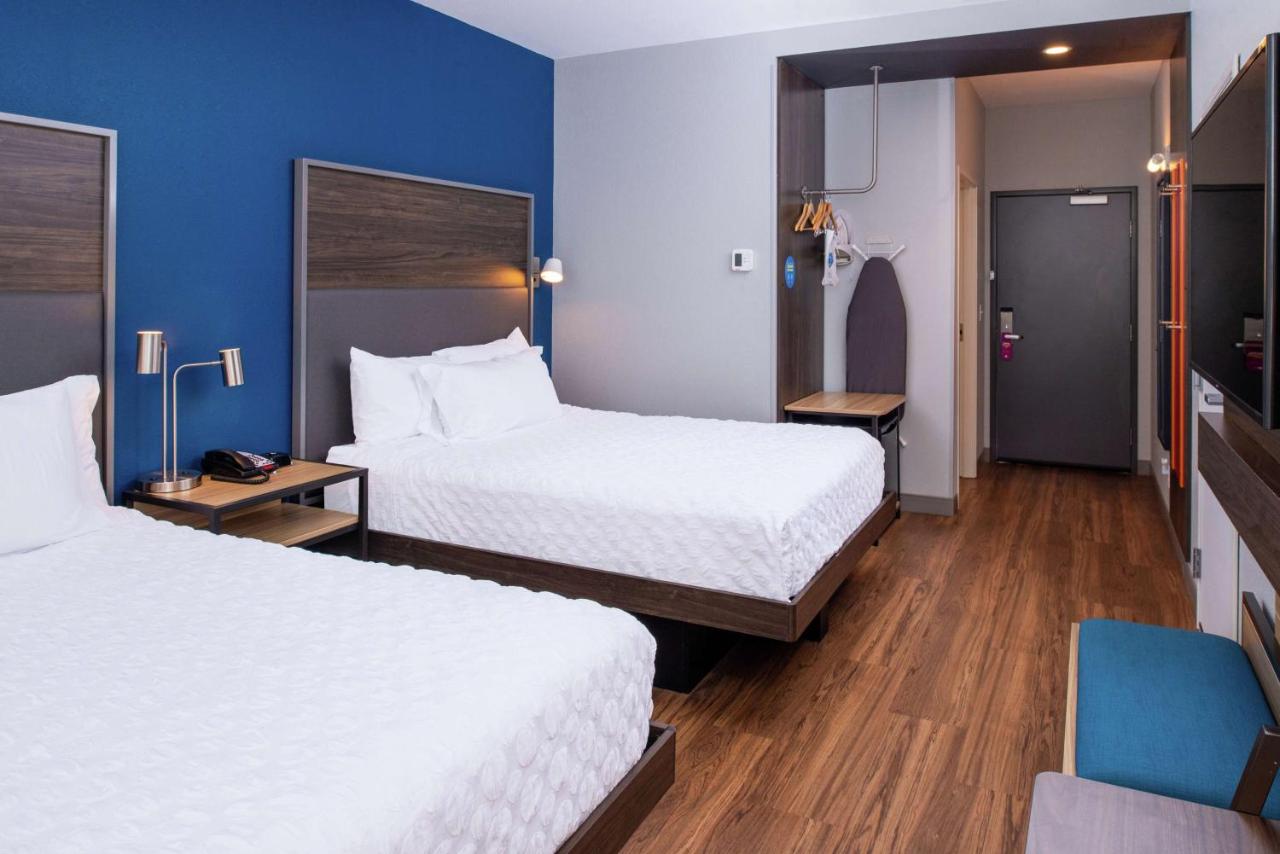 Queen Room with Two Queen Beds - Mobility Accessible at Tru by Hilton Elkhart, IN