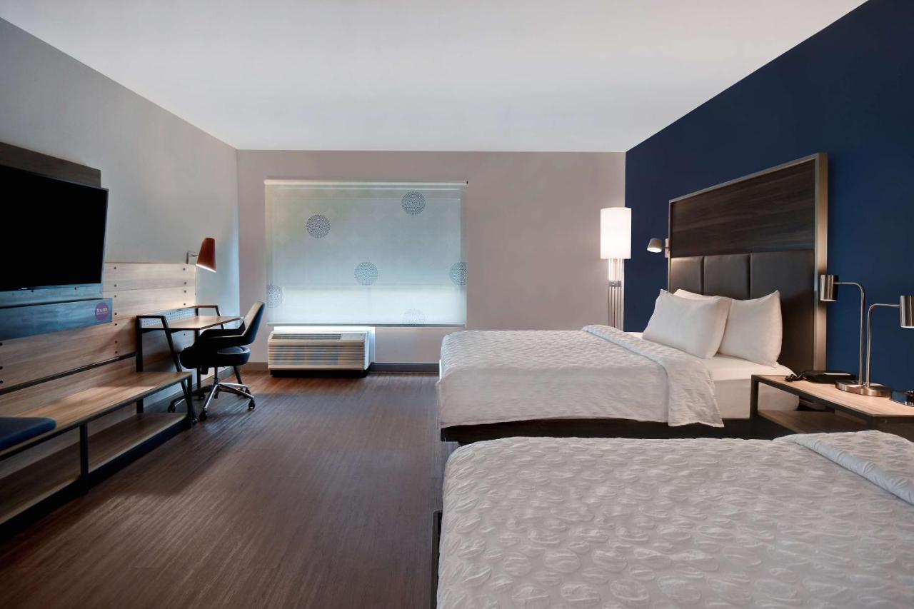 Queen Room with Two Queen Beds - Mobility Accessible at Tru by Hilton West Memphis, AR