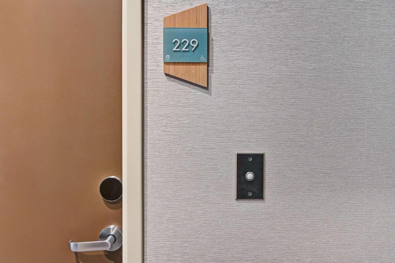 King Room - Mobility/Hearing Accessible - Non-Smoking at Home2 Suites by Hilton Atascadero, CA