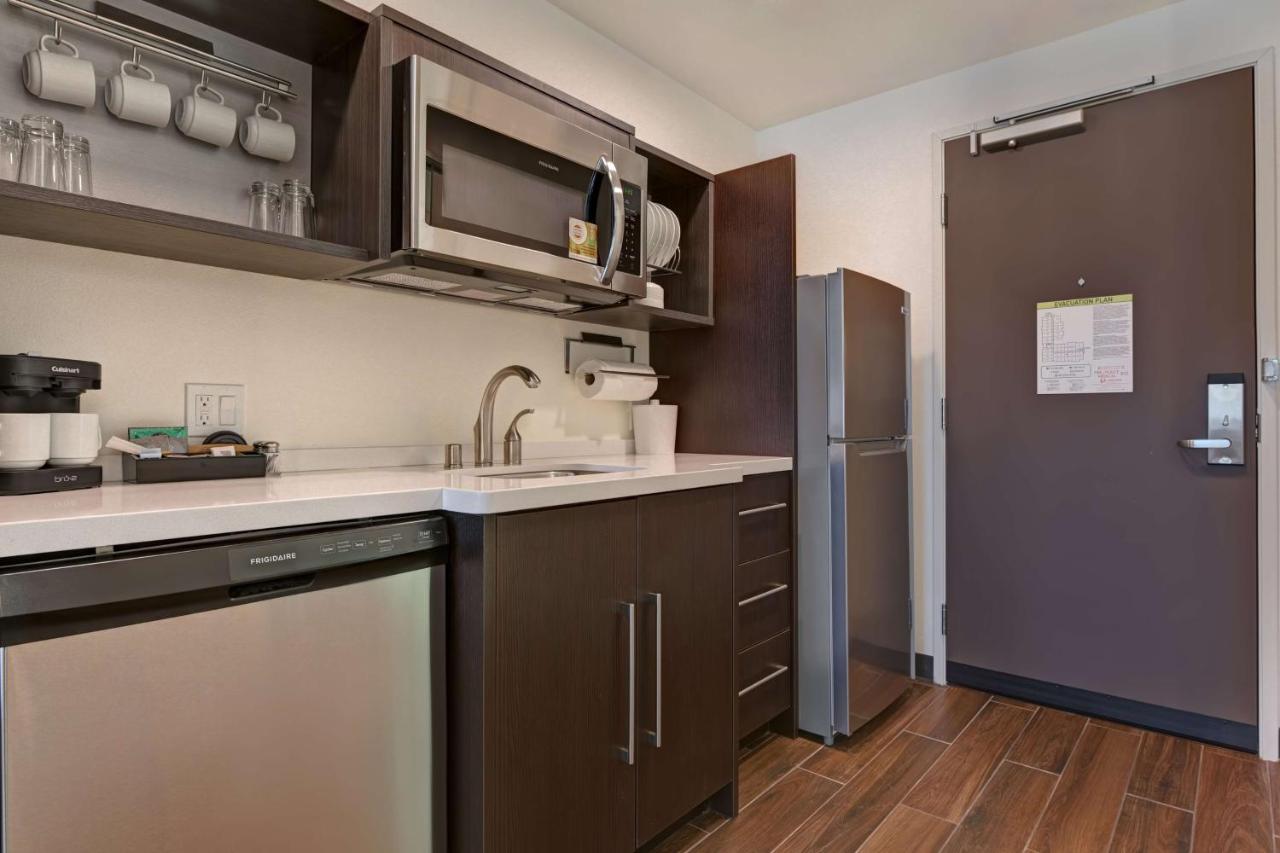 King Studio Suite - Hearing Accessible/Non-Smoking at Home2 Suites by Hilton Atascadero, CA