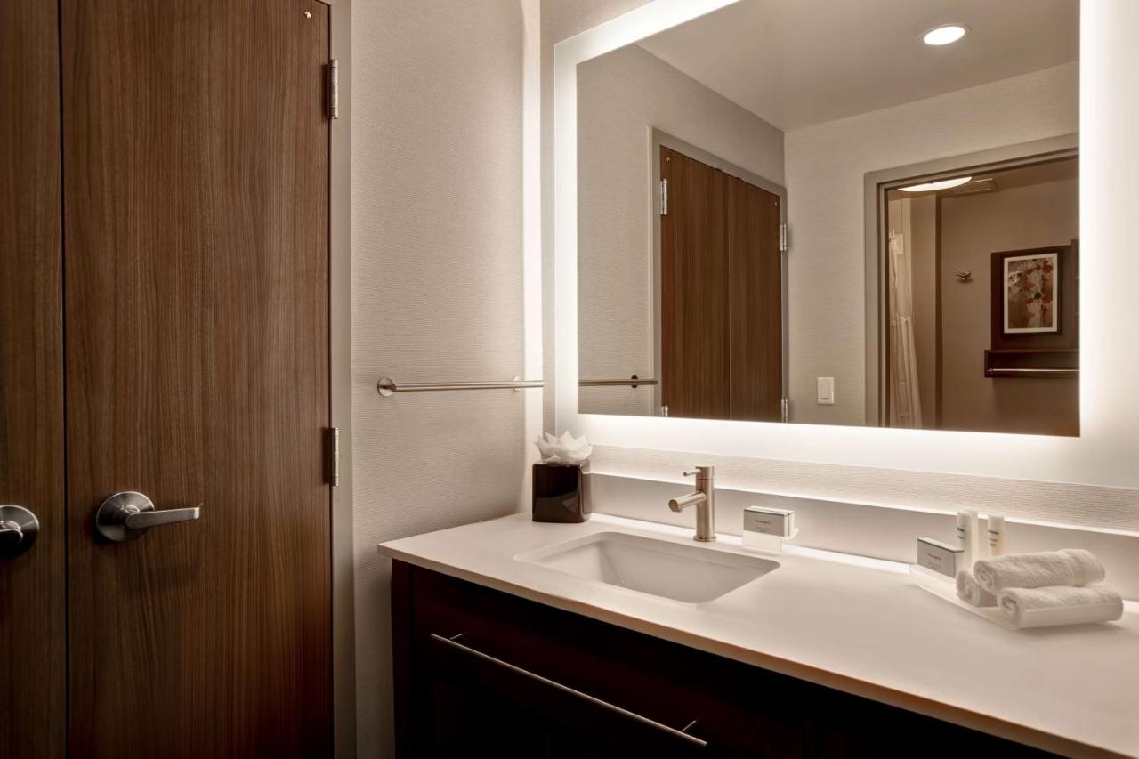 King Suite - Hearing Accessible/Non-Smoking at Homewood Suites by Hilton Summerville