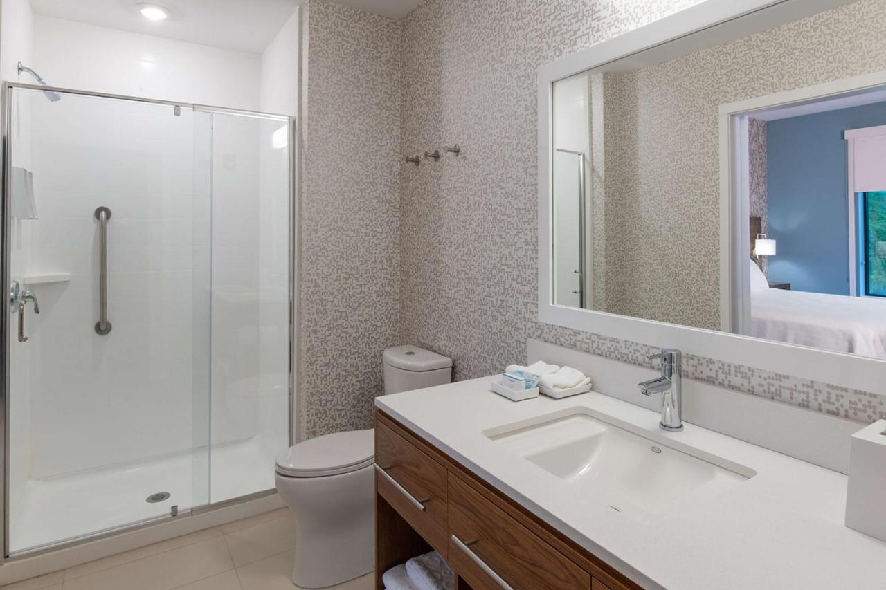 | Home2 Suites By Hilton Raynham Taunton