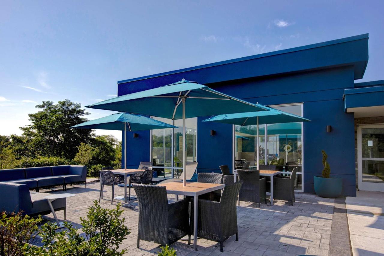 | Hampton Inn & Suites Deptford, Nj