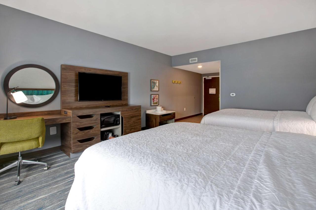  | Hampton Inn & Suites Deptford, Nj