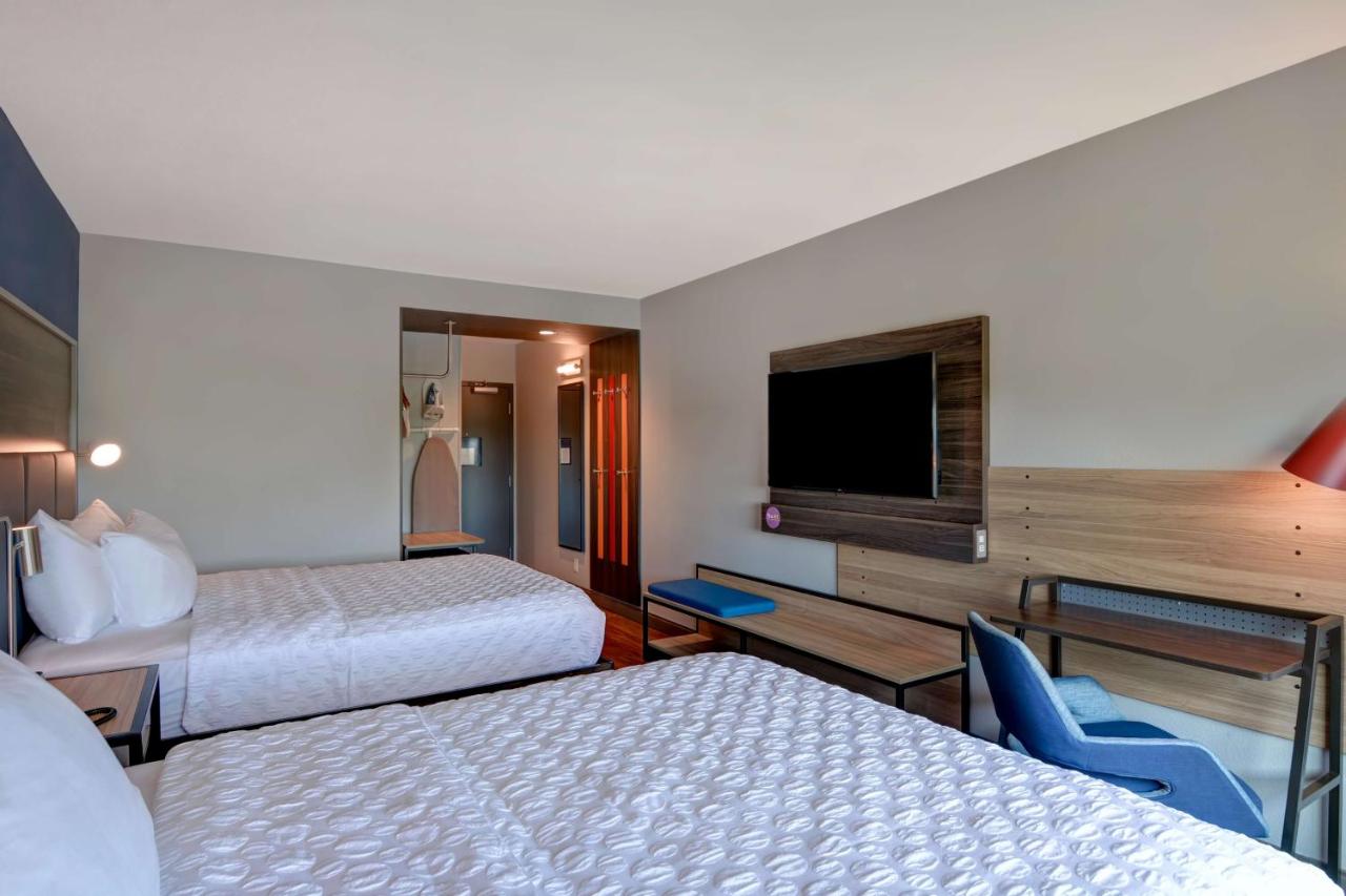 Queen Room with Two Queen Beds at Tru By Hilton Fort Mill, SC