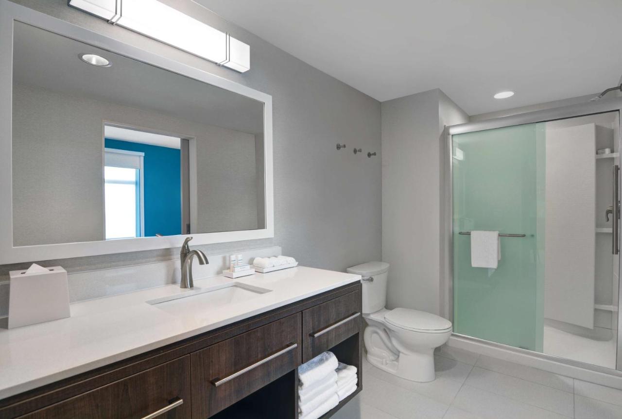 One-Bedroom King Suite - Non-Smoking at Home2 Suites by Hilton Melbourne Viera