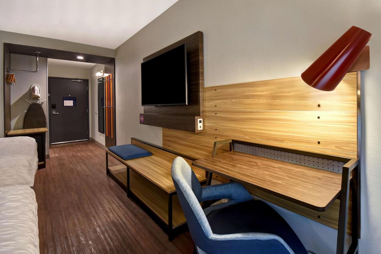 Queen Room with Two Queen Beds - Hearing Accessible at Tru By Hilton Rockwall Dallas, TX