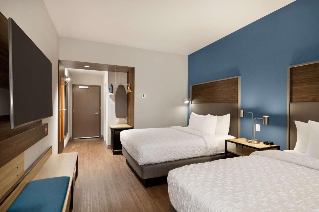 Queen Room with Two Queen Beds at Tru By Hilton Ogden, UT