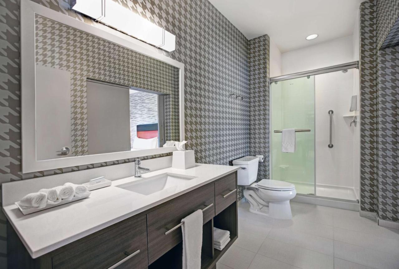One-Bedroom King Suite - Non-Smoking at Home2 Suites by Hilton Richmond