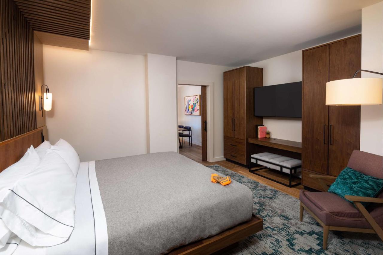 One-Bedroom King Suite with Sofa Bed at Canopy by Hilton Scottsdale Old Town