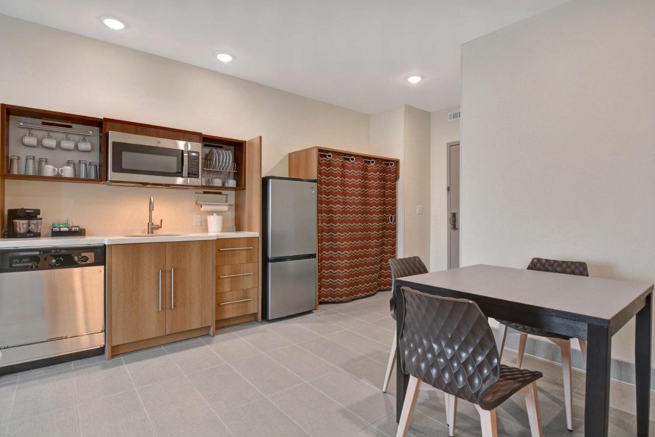 One-Bedroom King Suite - Non-Smoking at Home2 Suites by Hilton Savannah Midtown, GA