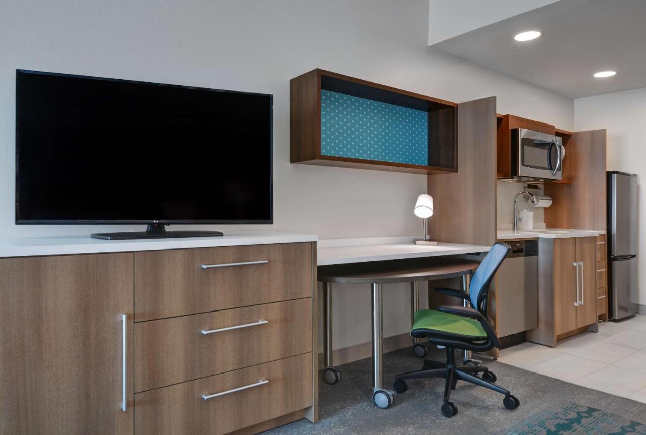 Queen Studio with Two Queen Beds - Non-Smoking at Home2 Suites by Hilton Fort Myers Colonial Blvd