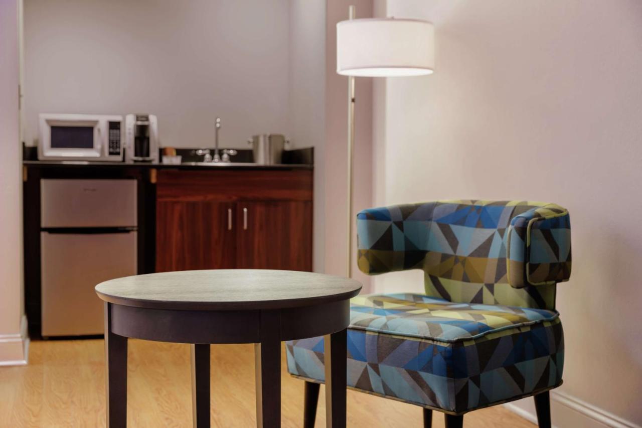King Studio Suite at Hotel Trilogy Albany Airport, Tapestry Collection by Hilton