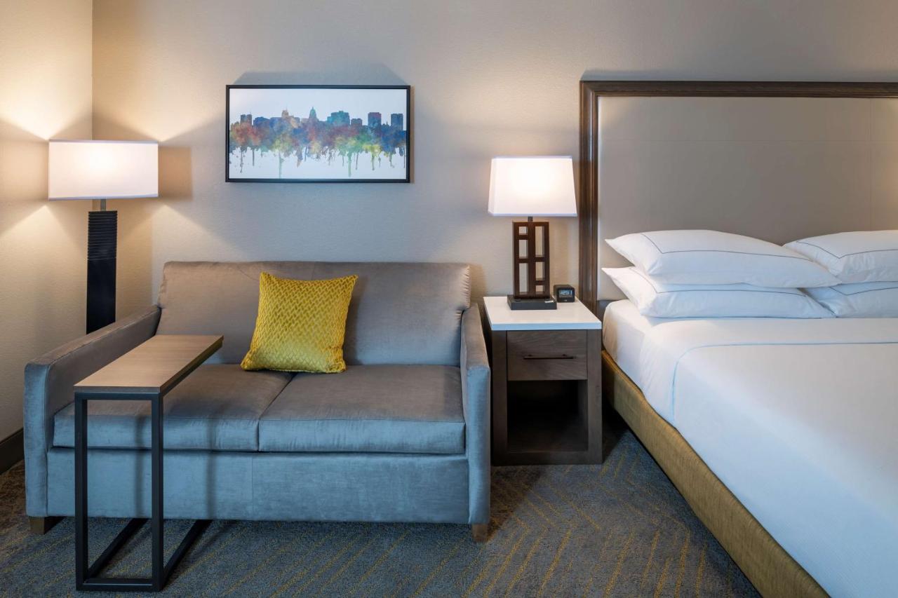 King Room with Sofa Bed at DoubleTree by Hilton Madison East