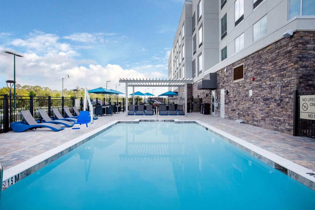 | Hampton Inn & Suites North Port, Fl