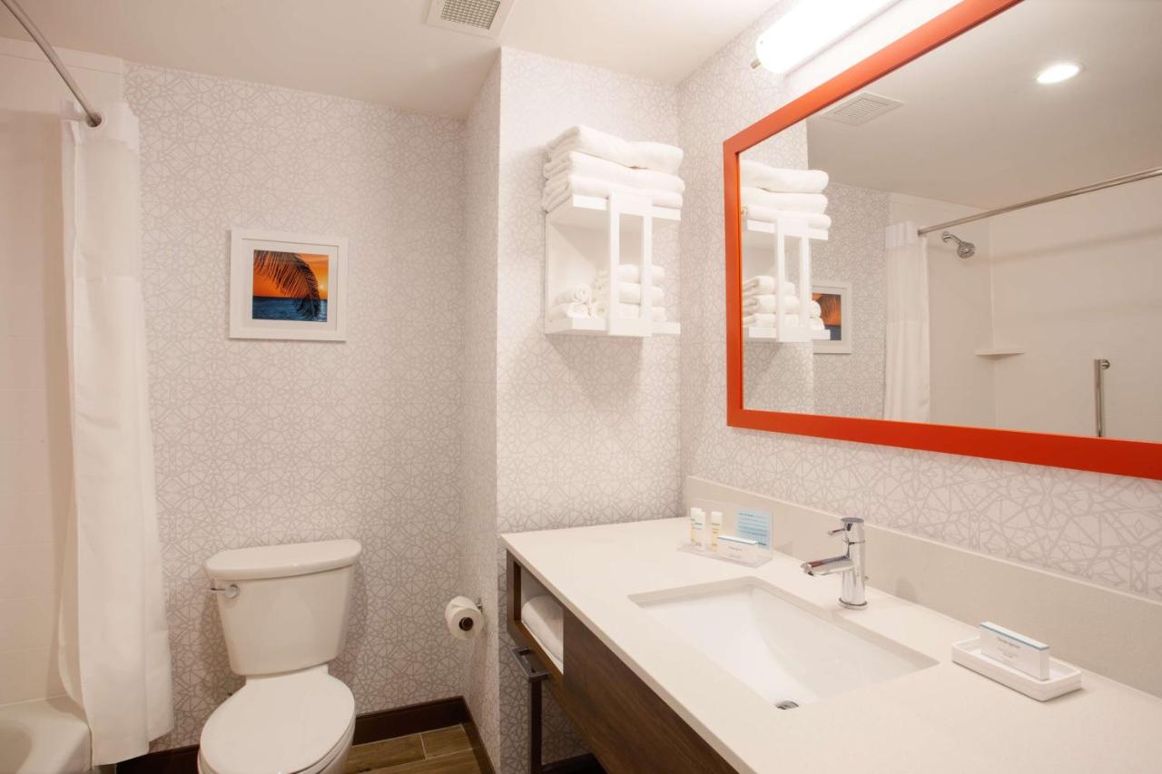 | Hampton Inn & Suites North Port, Fl