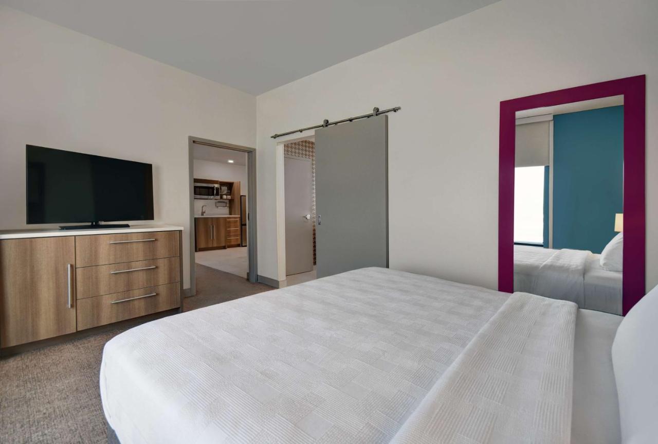 One-Bedroom King Suite - Non-Smoking at Home2 Suites by Hilton Raleigh North I-540