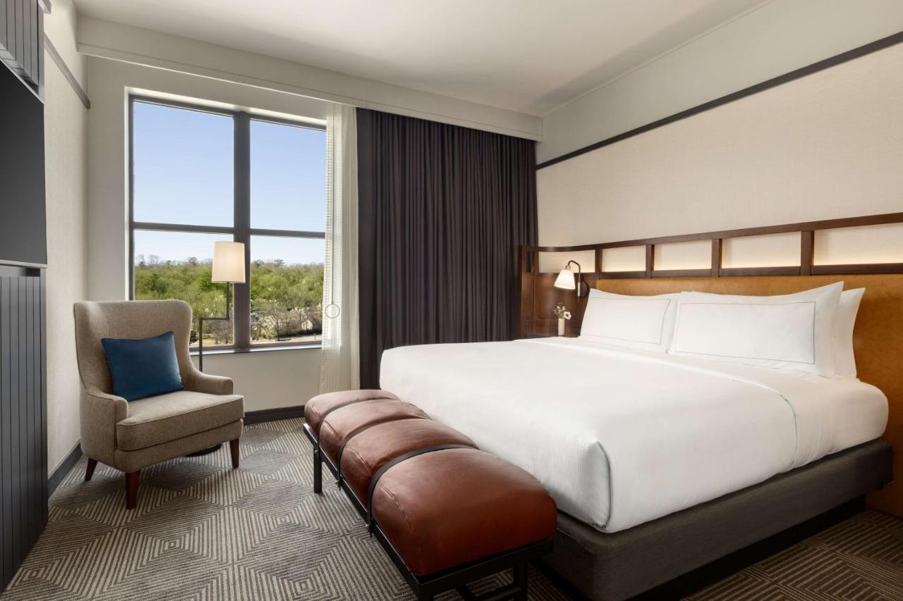 One-Bedroom King Suite at Valley Hotel Homewood Birmingham, Curio Collection by Hilton