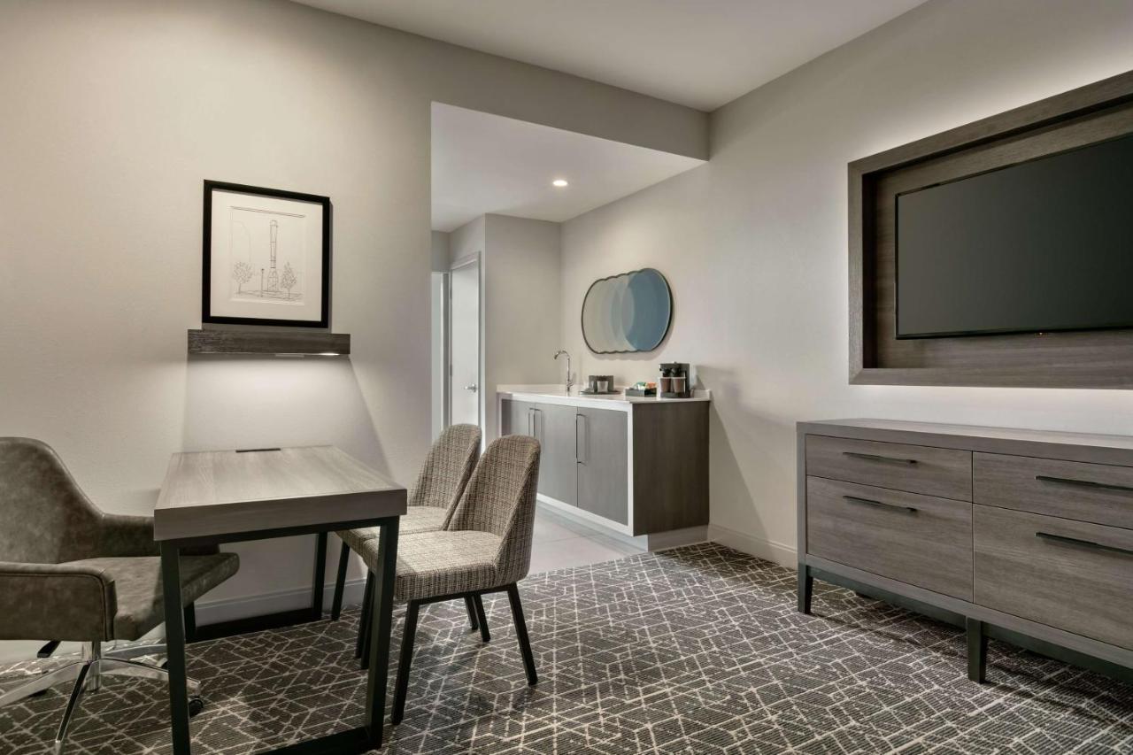 Corner King Suite with Balcony - Non-Smoking at Embassy Suites by Hilton Atlanta Midtown