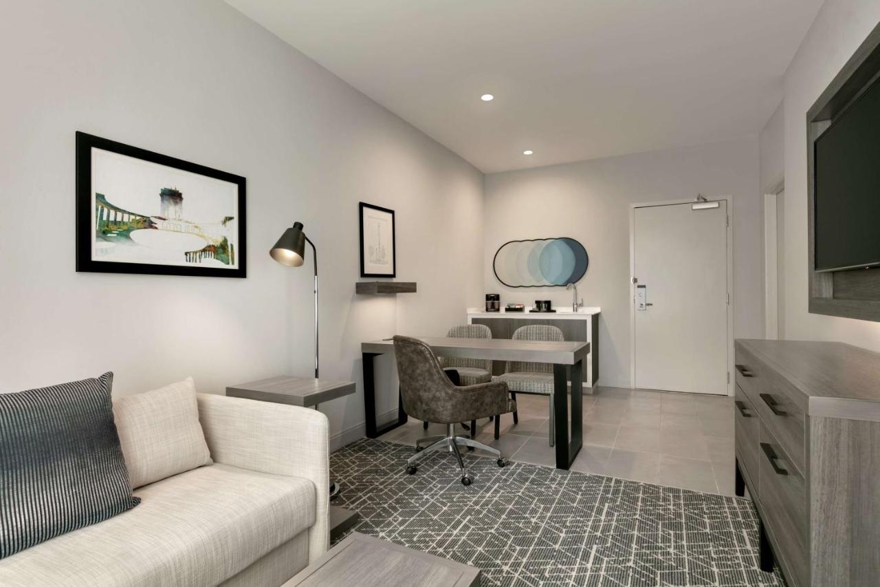 King Suite - Non-Smoking at Embassy Suites by Hilton Atlanta Midtown