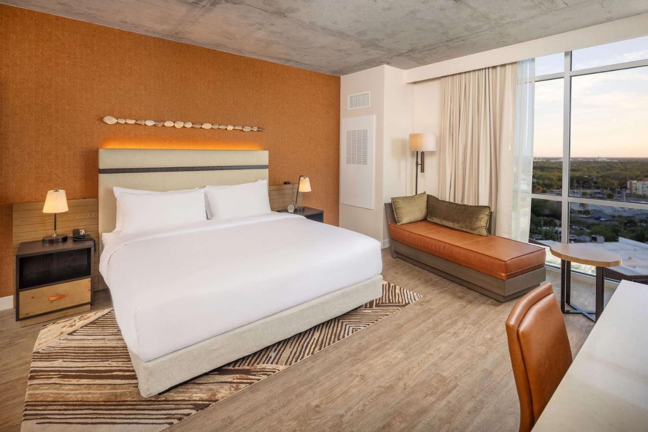 King Room with City View at Hotel Melby Downtown Melbourne, Tapestry Collection by Hilton