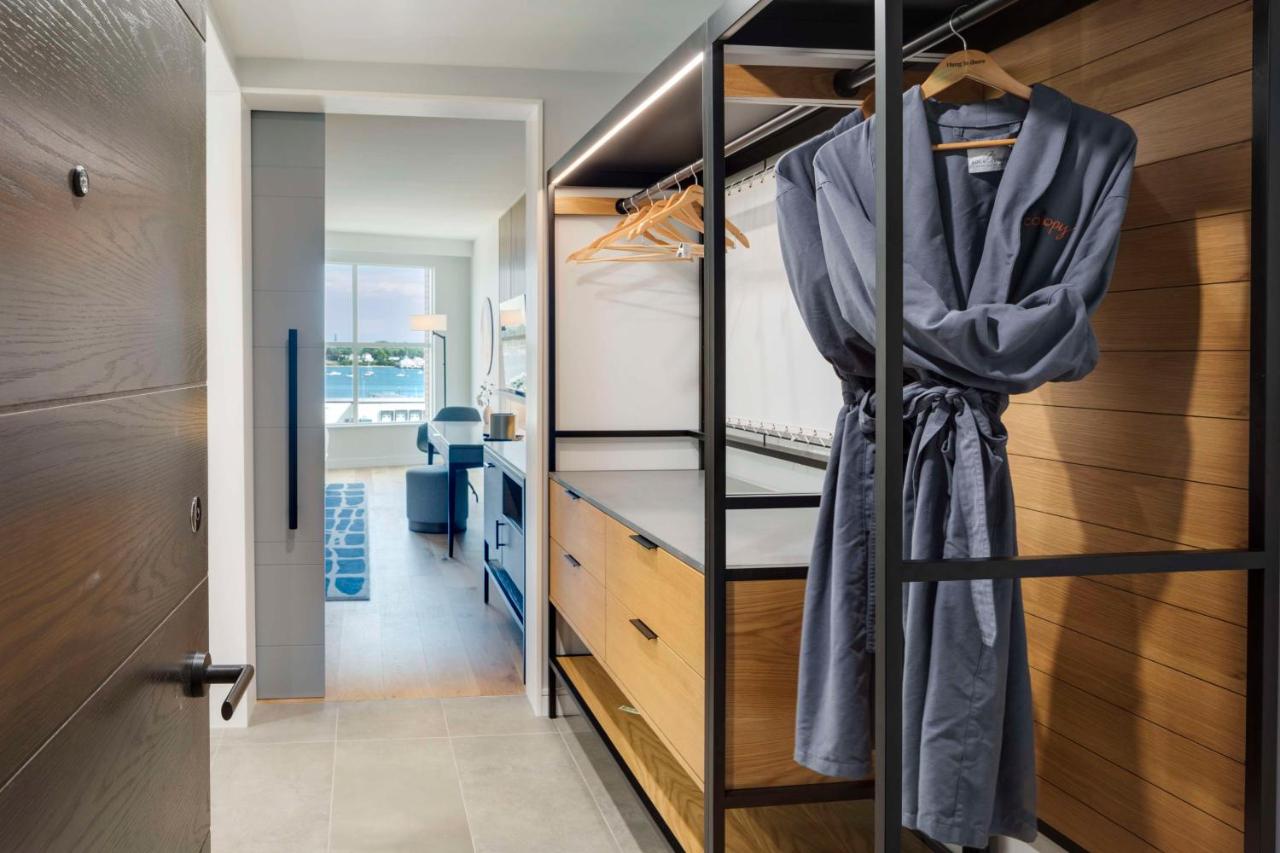 Premium King Room with Waterfront View at Canopy by Hilton Portland Waterfront