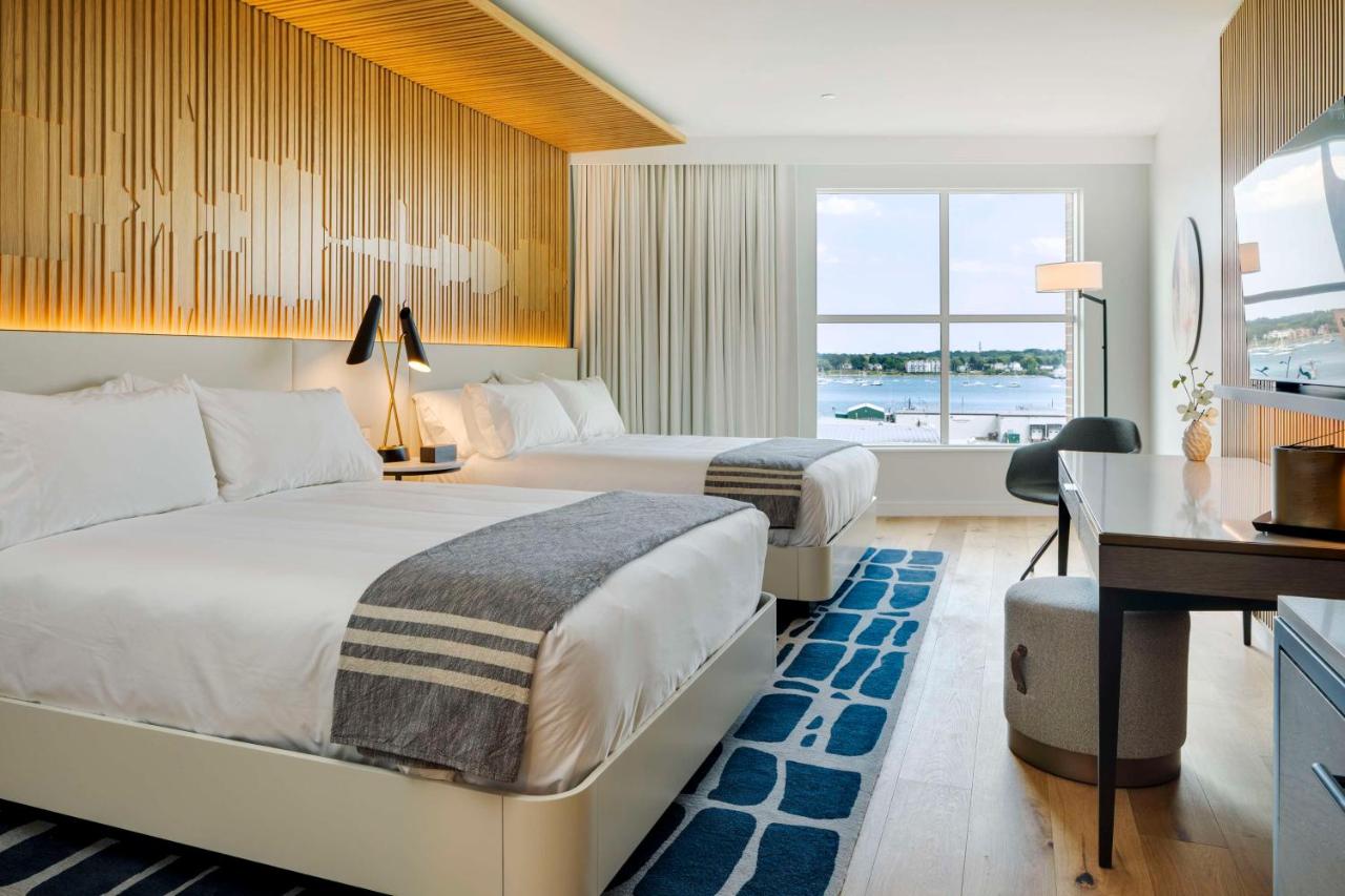 Queen Room with Two Queen Beds and Waterfront View at Canopy by Hilton Portland Waterfront