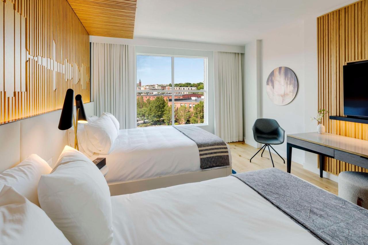 Queen Room with Two Queen Beds and City View at Canopy by Hilton Portland Waterfront