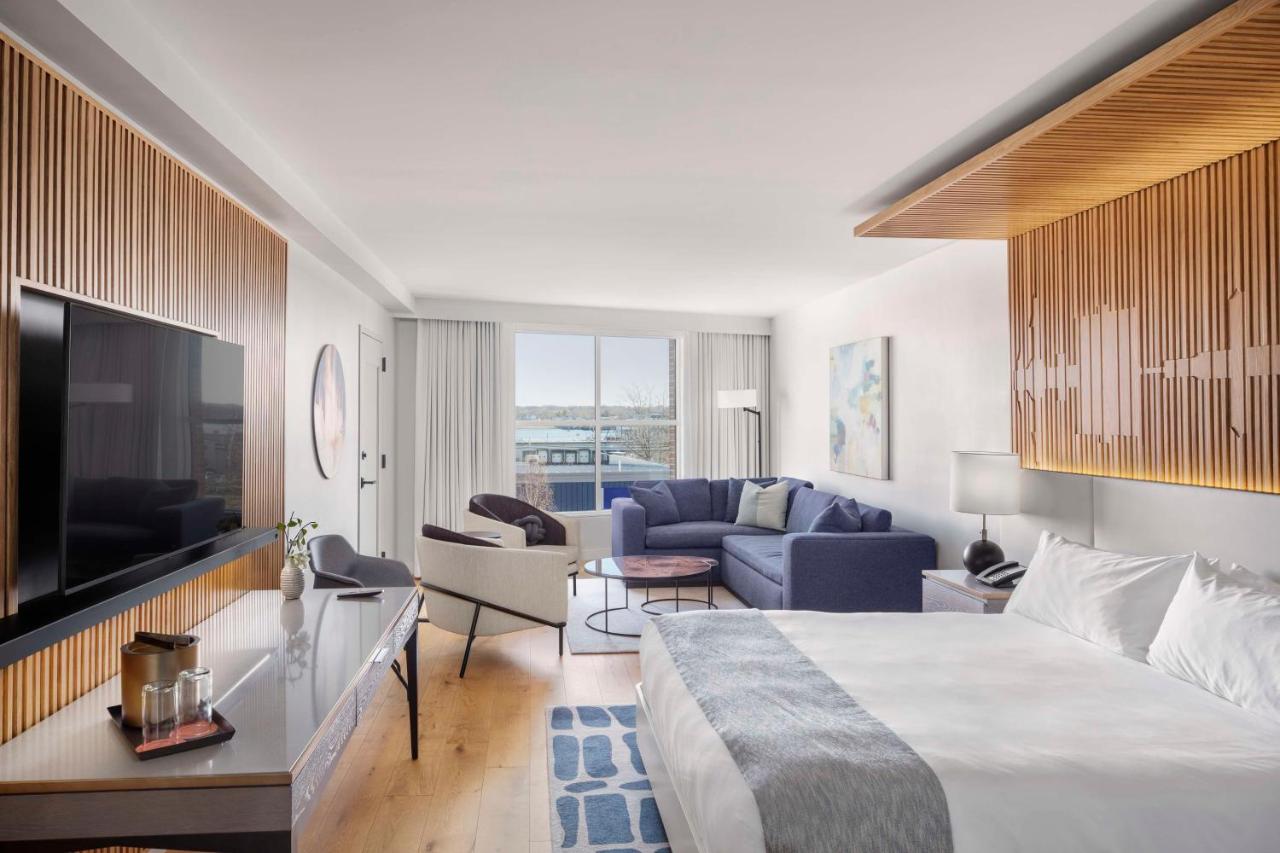 Premium King Room with Waterfront View at Canopy by Hilton Portland Waterfront