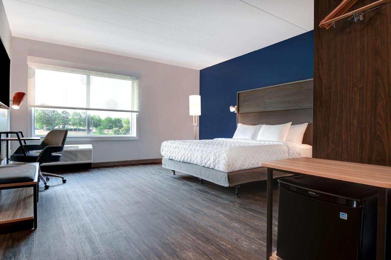 King Room - Hearing Accessible at Tru By Hilton Macon North, GA