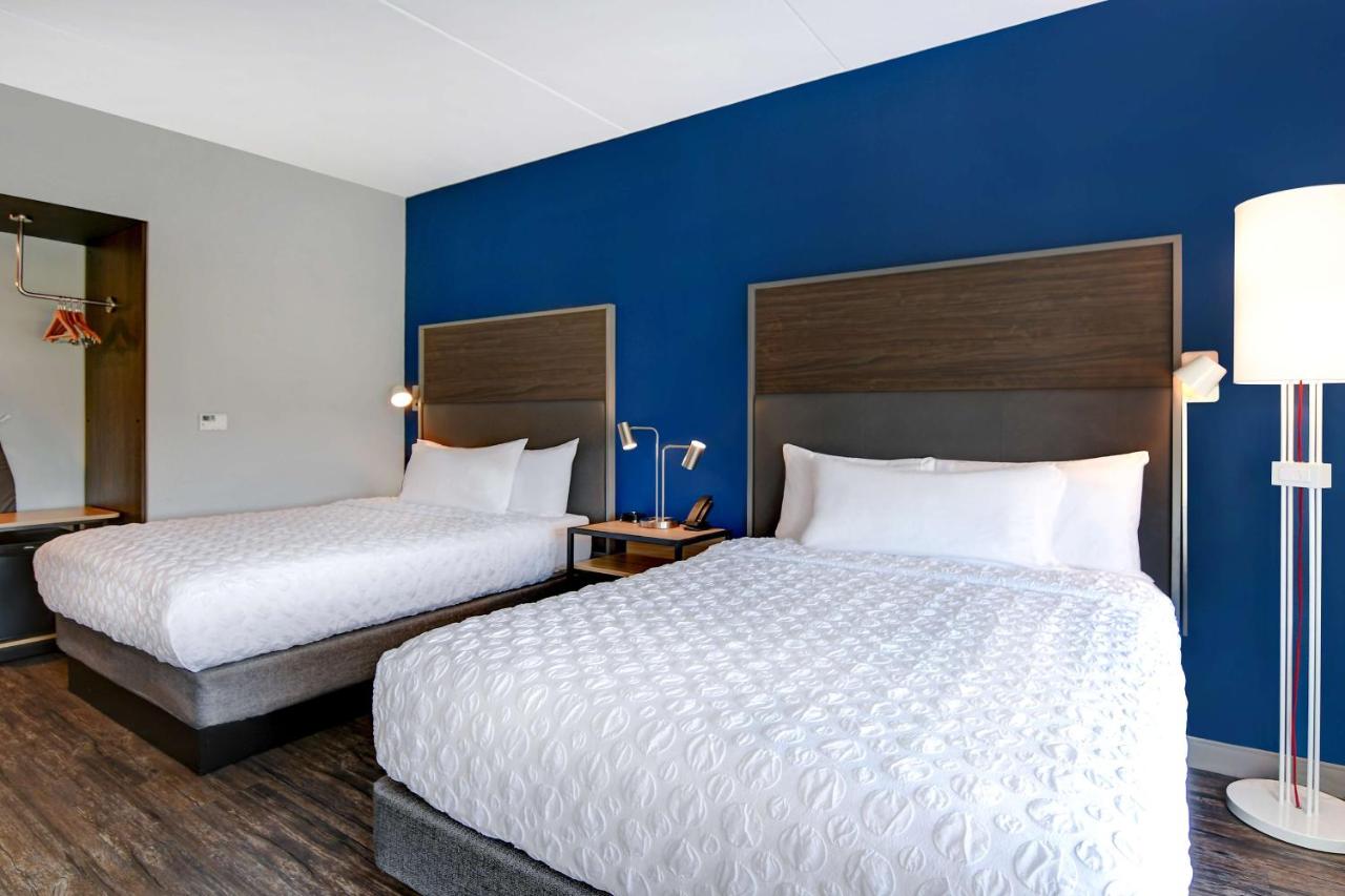 Queen Room with Two Queen Beds and Bath Tub - Mobility Accessible at Tru By Hilton Macon North, GA