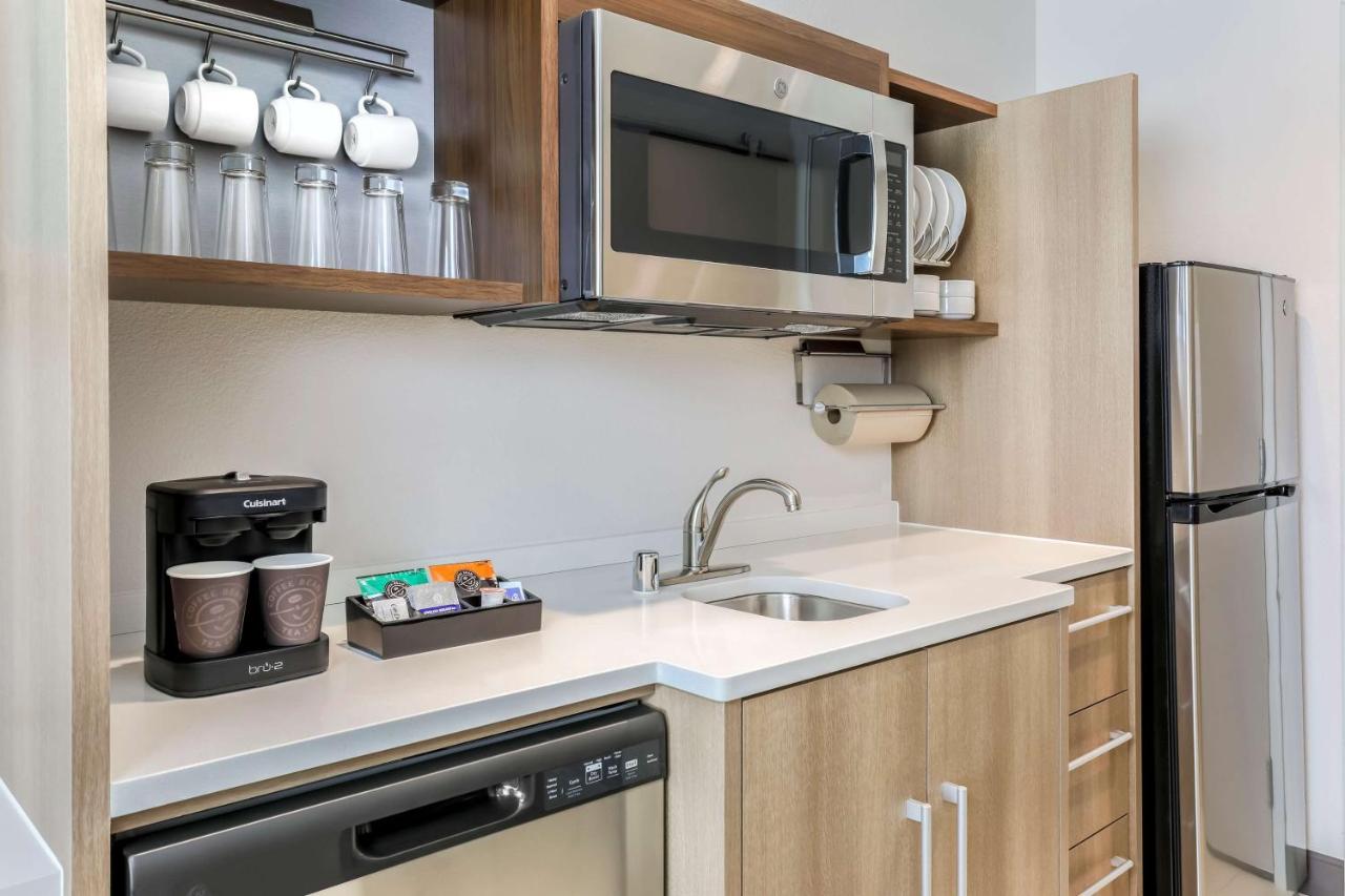 Queen Suite - Mobility Accessible/Non-Smoking at Home2 Suites by Hilton West Sacramento, CA