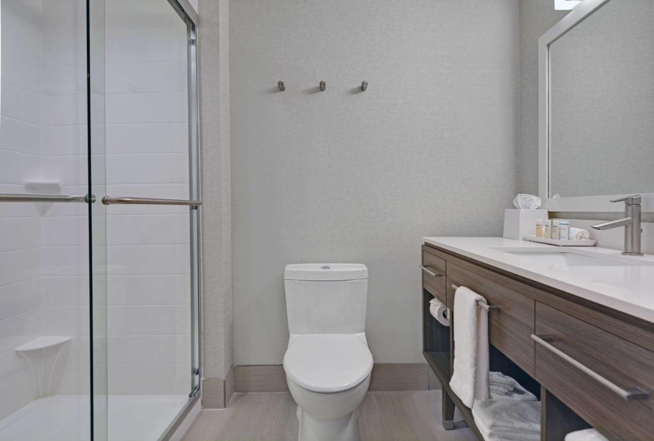 King Studio Suite - Hearing Accessible/Non-Smoking at Home2 Suites by Hilton Bentonville Rogers