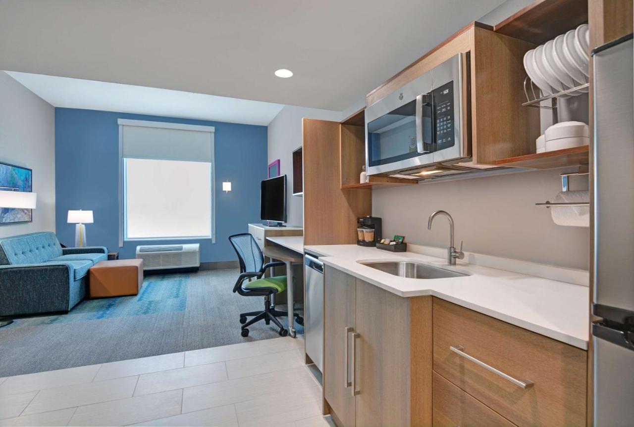 One-Bedroom King Suite - Non-Smoking at Home2 Suites by Hilton Bentonville Rogers