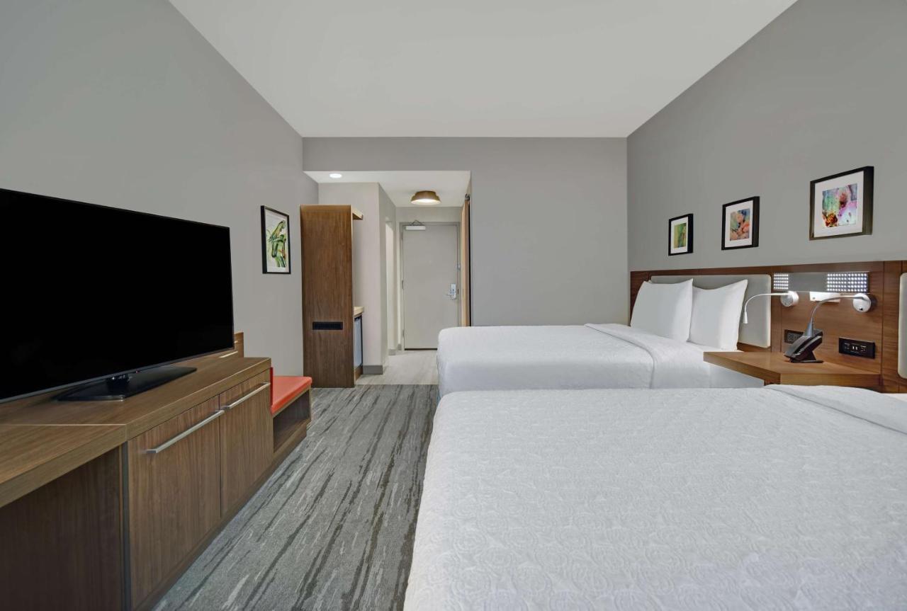Deluxe Queen Room with Two Queen Beds at Hilton Garden Inn Houston Medical Center, TX