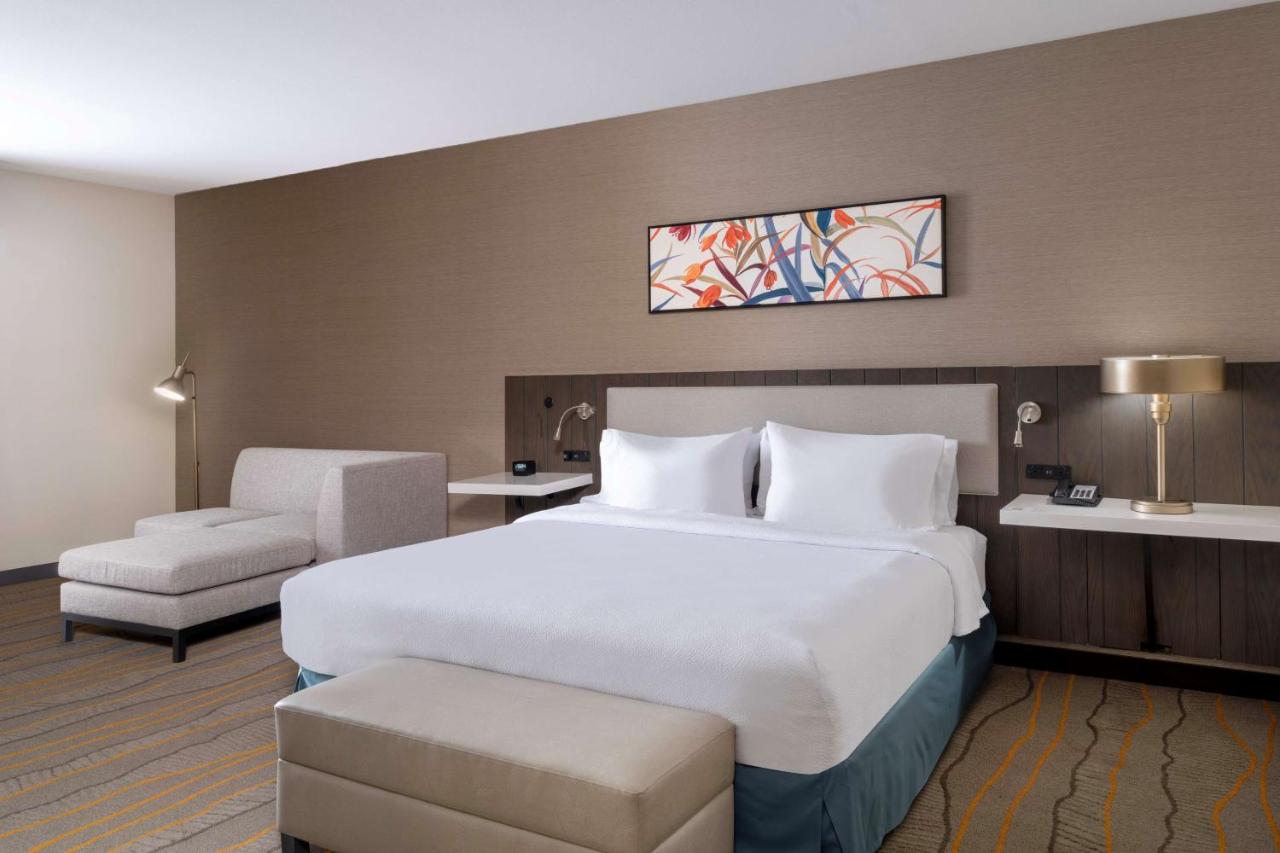 Junior King Suite at Hilton Garden Inn Pomona, CA