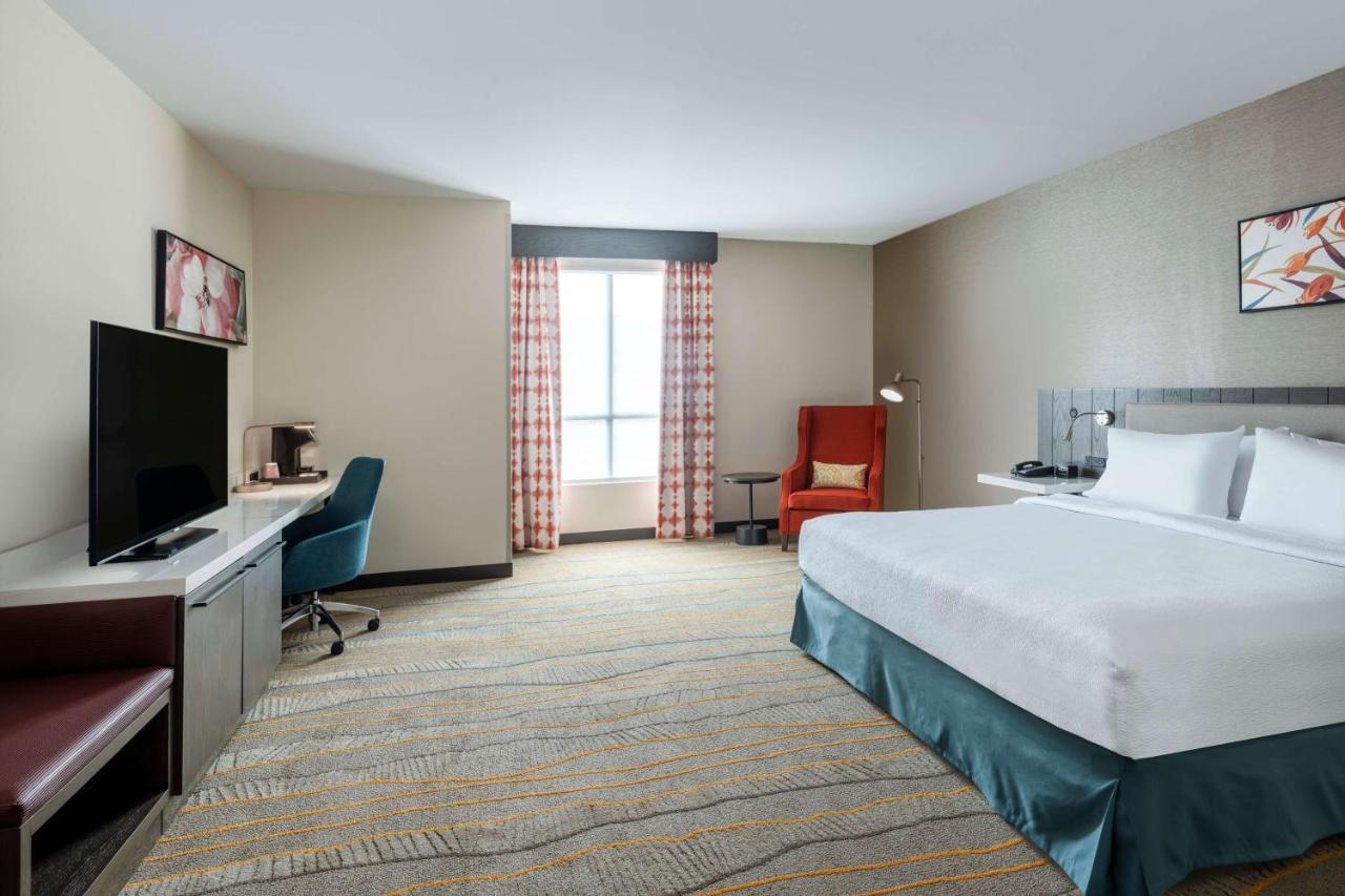 King Room with Roll-In Shower - Mobility Accessible at Hilton Garden Inn Pomona, CA