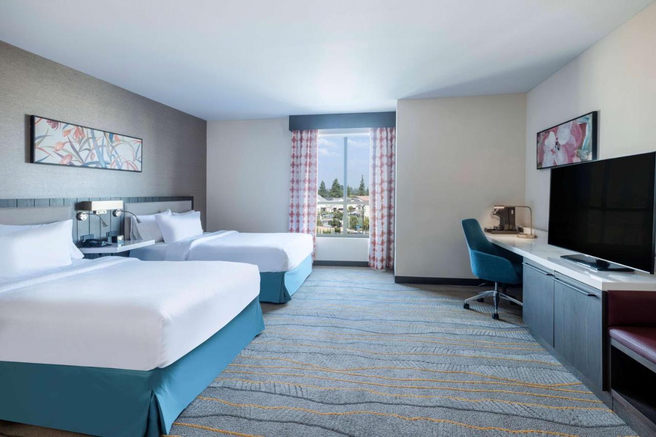 Queen Room with Two Queen Beds with Bath Tub - Mobility Accessible at Hilton Garden Inn Pomona, CA
