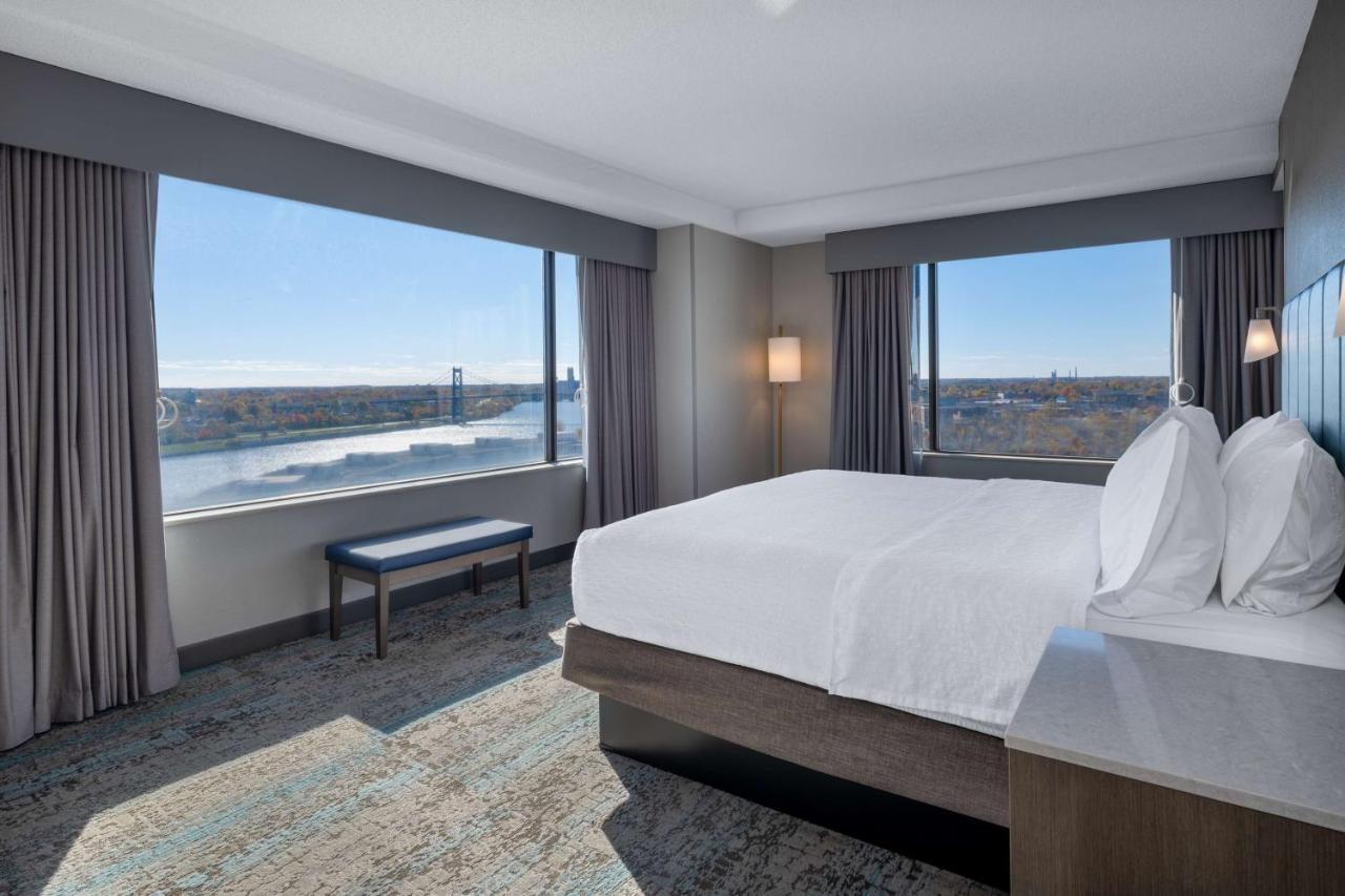 One-Bedroom King Suite with Water View at Homewood Suites by Hilton Toledo Downtown