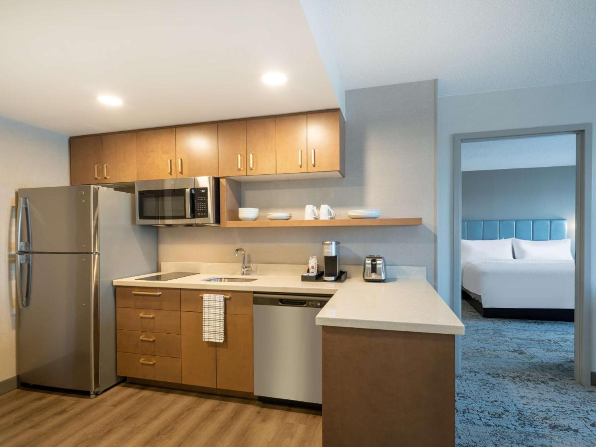One-Bedroom King Suite at Homewood Suites by Hilton Toledo Downtown