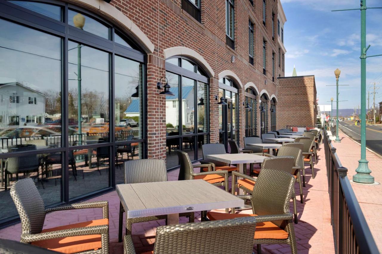 | Hilton Garden Inn Haymarket