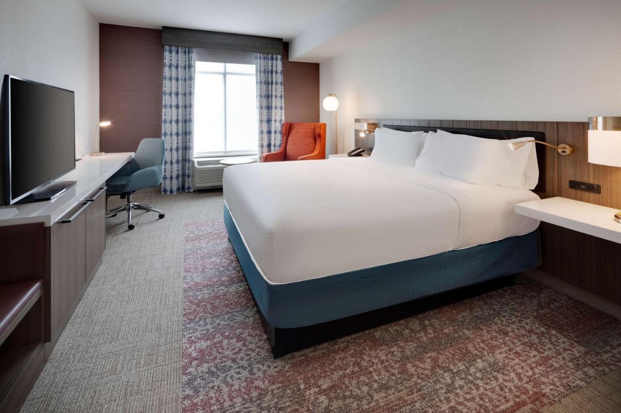 | Hilton Garden Inn Haymarket