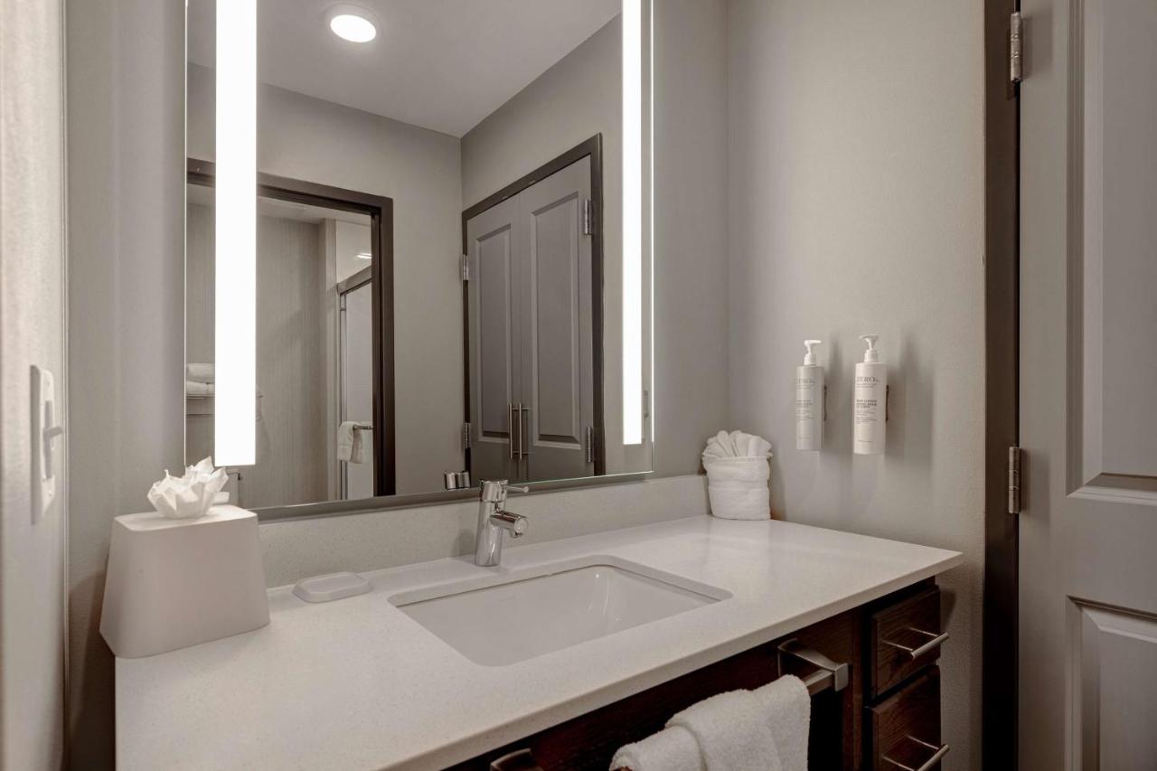 Queen Suite with Two Queen Beds at Homewood Suites by Hilton Oak Creek Milwaukee