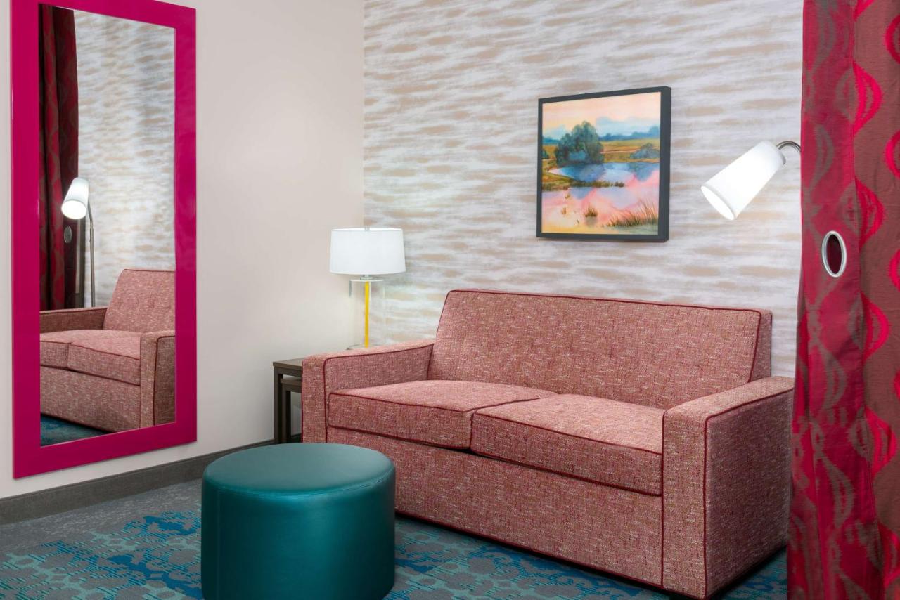 Studio King Suite at Home2 Suites by Hilton Wildwood the Villages