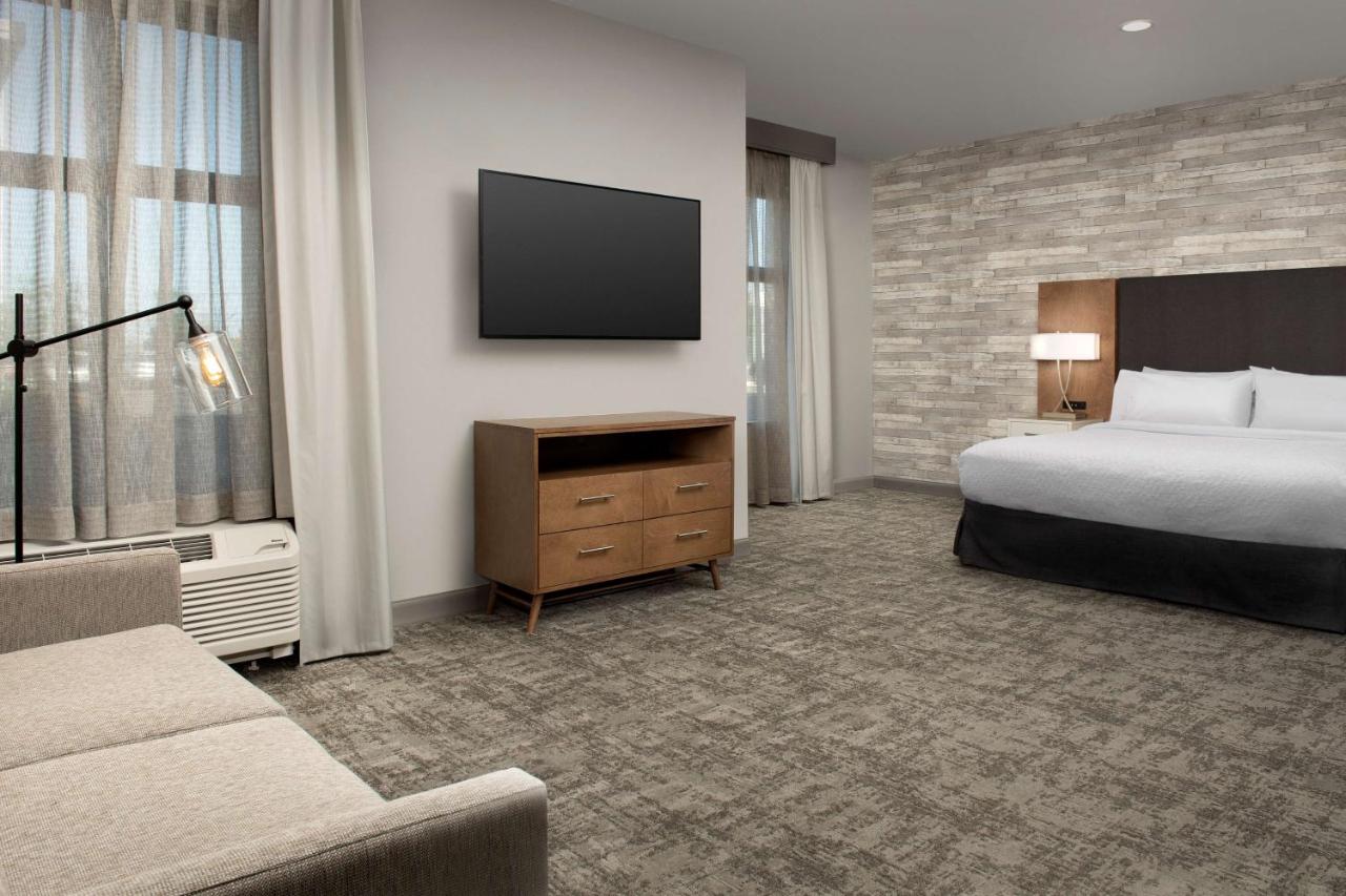 Studio King with Mobility Accessible Bathtub at Homewood Suites By Hilton Louisville Airport