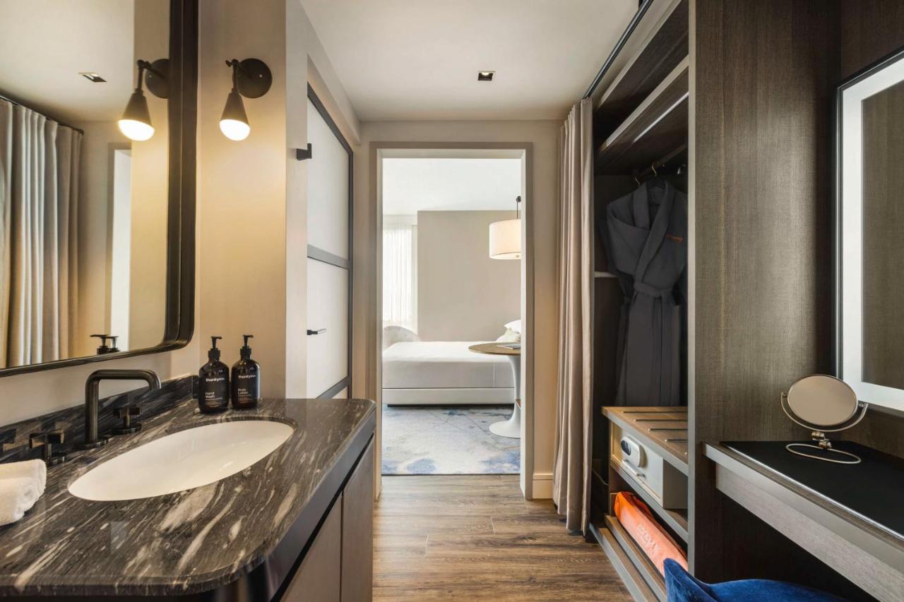 King Studio Suite with City View at Canopy by Hilton San Francisco SoMa