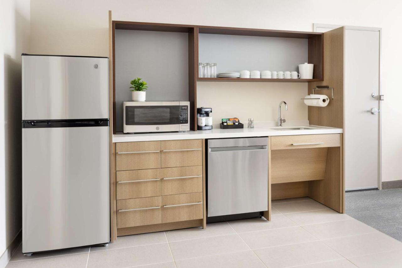 King Suite with Bath Tub - Mobility/Hearing Accessible at Home2 Suites by Hilton Scottsdale North