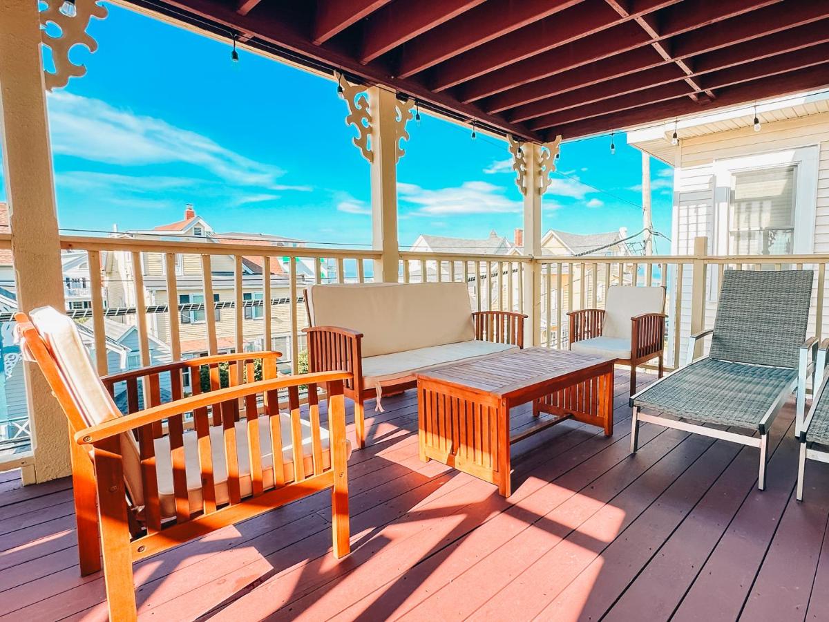 | Bellevue Stratford Inn