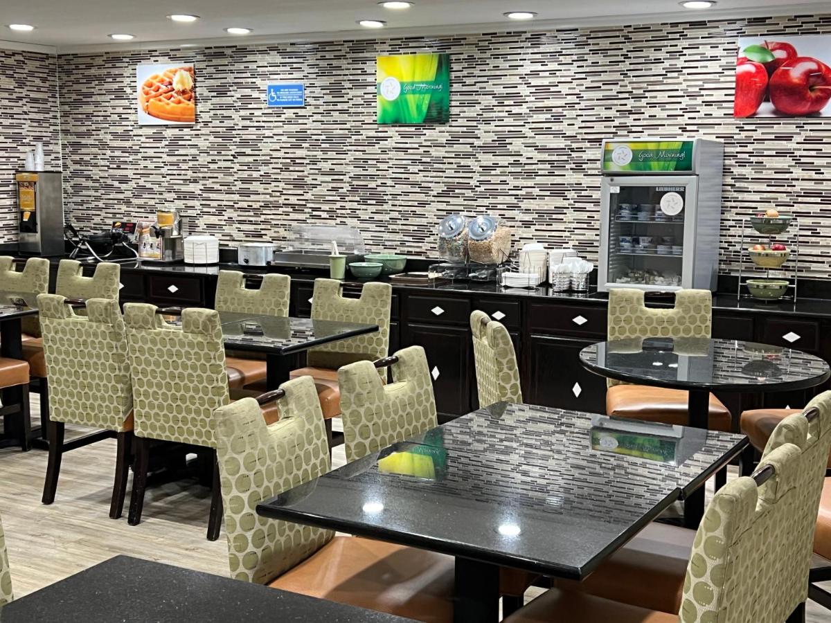 | Quality Inn Merriam Kansas City