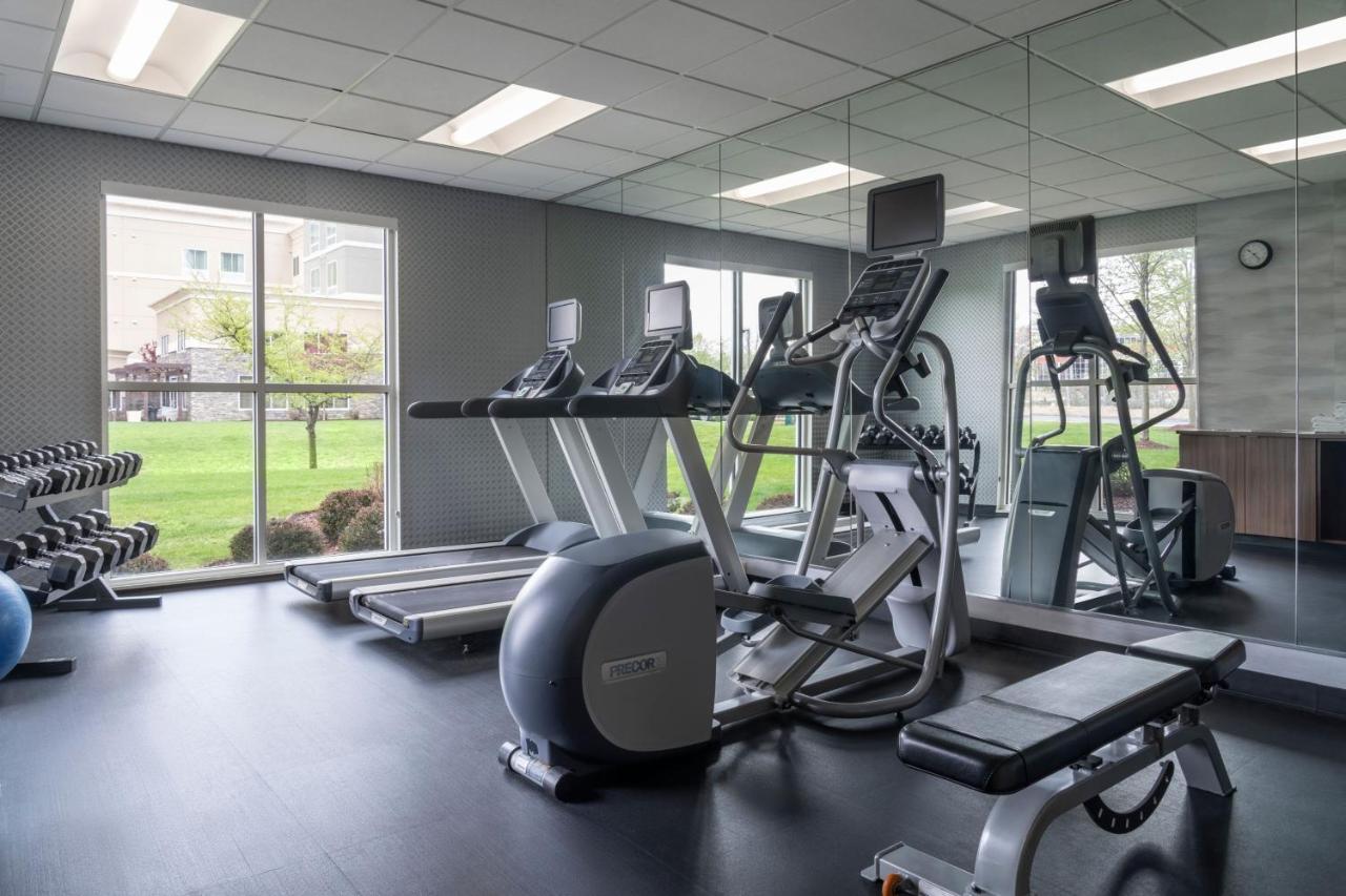 | Fairfield Inn & Suites by Marriott Akron Fairlawn